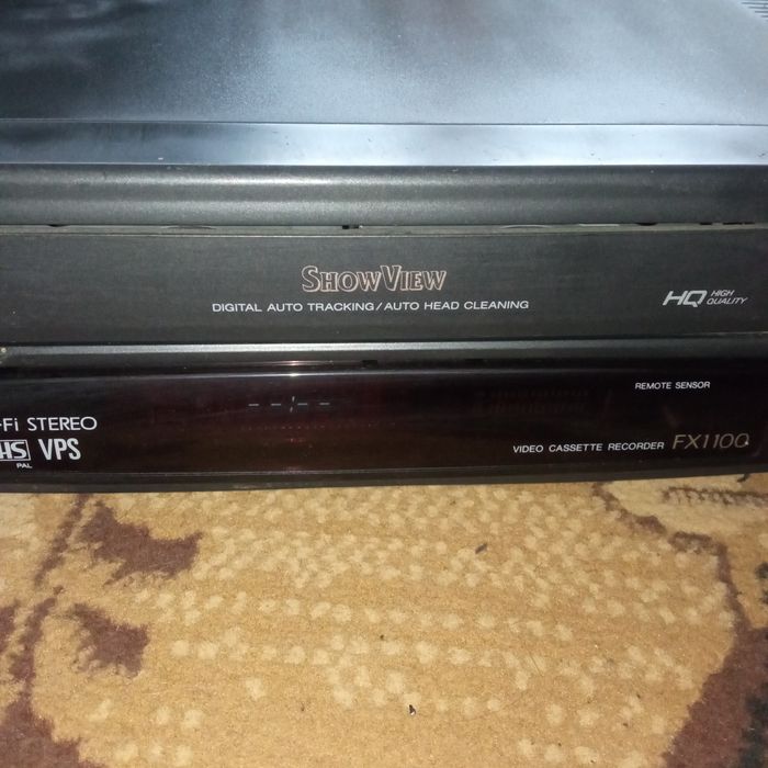 Відеомагнітофон Aiwa