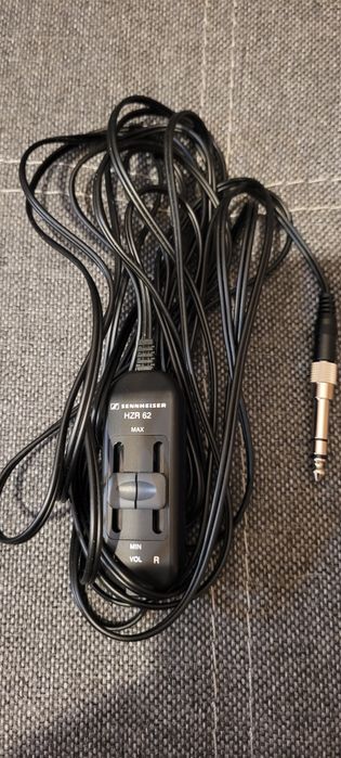 Przedłużacz sennheiser do słuchawek.