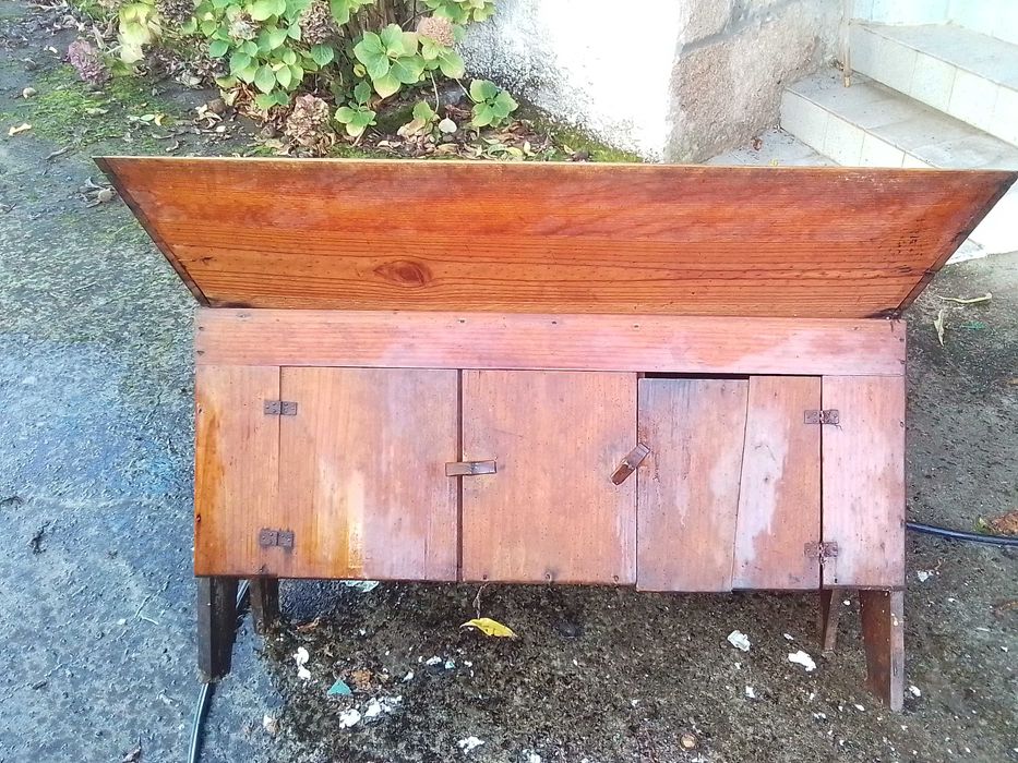 Masseira de pão antiga