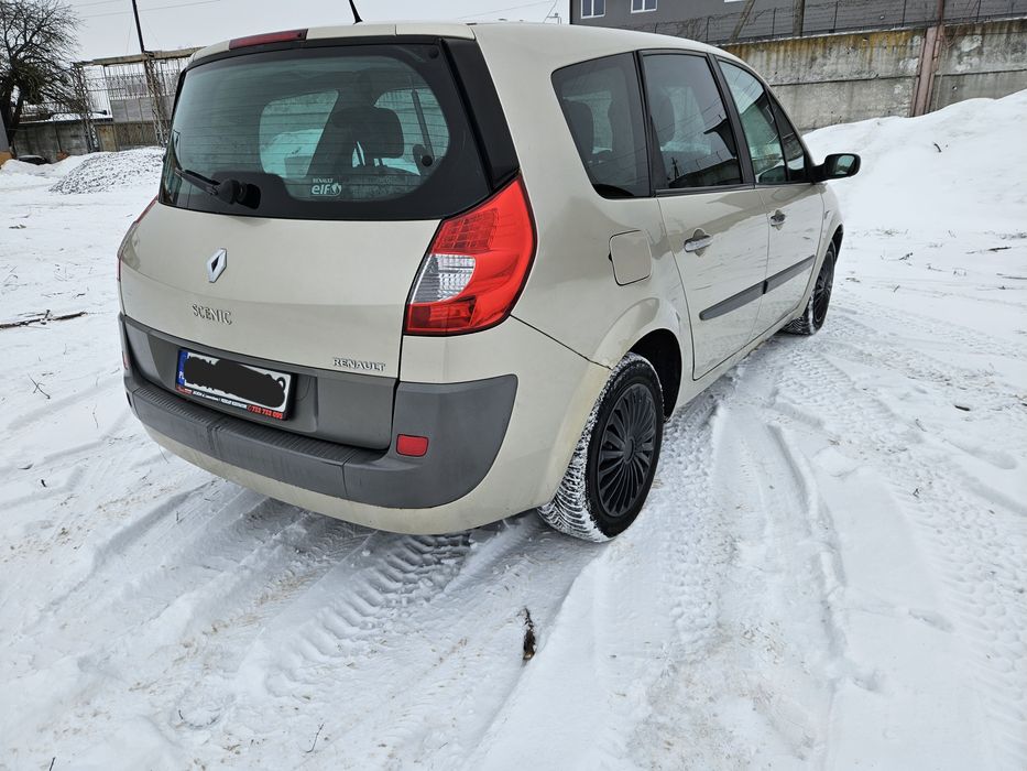 Renault Scenik 2006 рік  1.9 дизель  для військових