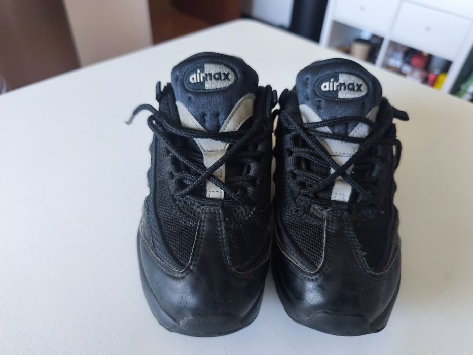 Nike Air Max 95 pretas