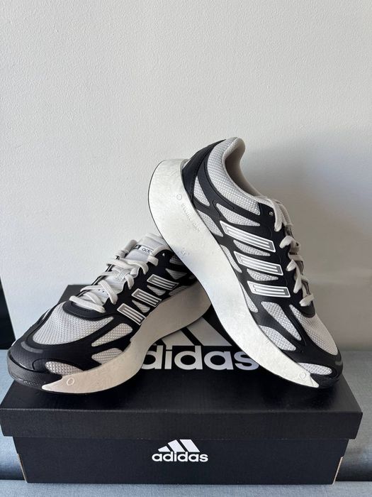 Кросівки Adidas Adizero Aruku розміри 38,38.5,42,42.5,43,44,44.5