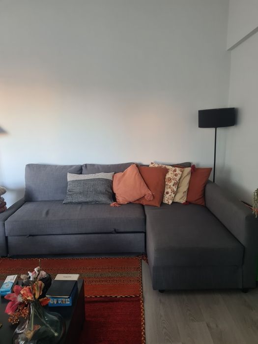 Sofa cama IKEA com arrumacao