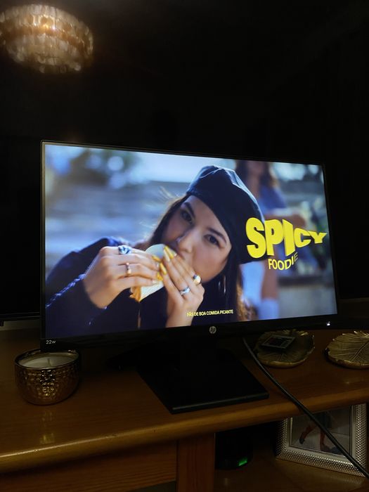 Ecra Led 22 HP Semi Novo