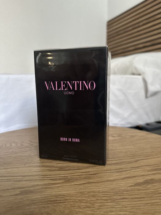 VALENTINO Uomo born in roma