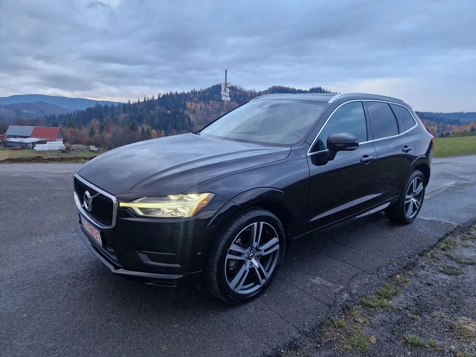 Volvo XC 60 T6 310 km 4x4 po ceramice radary