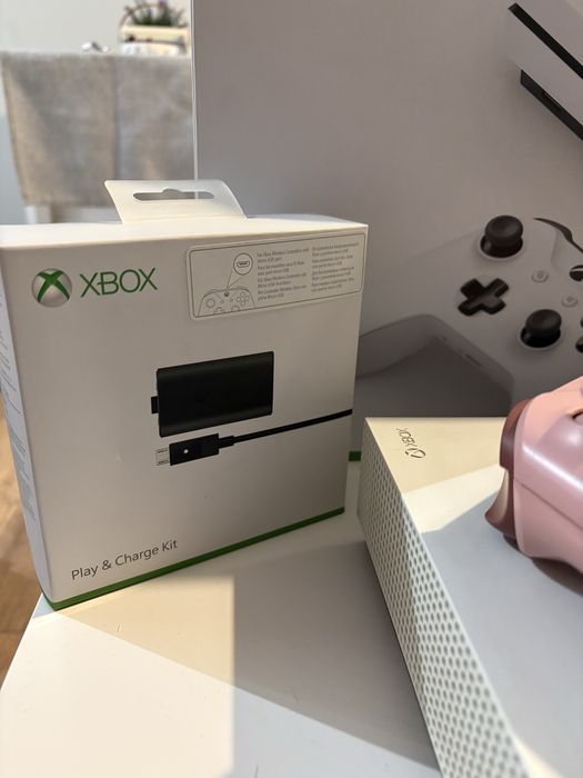 Xbox one 1 TB konsola