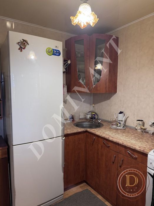 Продаж будунку Дніпровський район