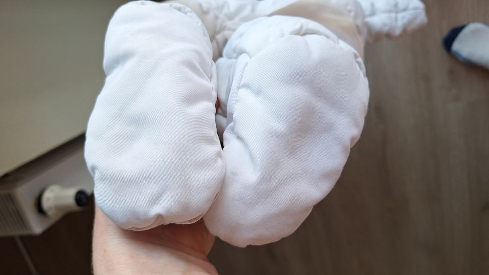 Зимовий комбінезон для дитини білий, 6-9 місяців