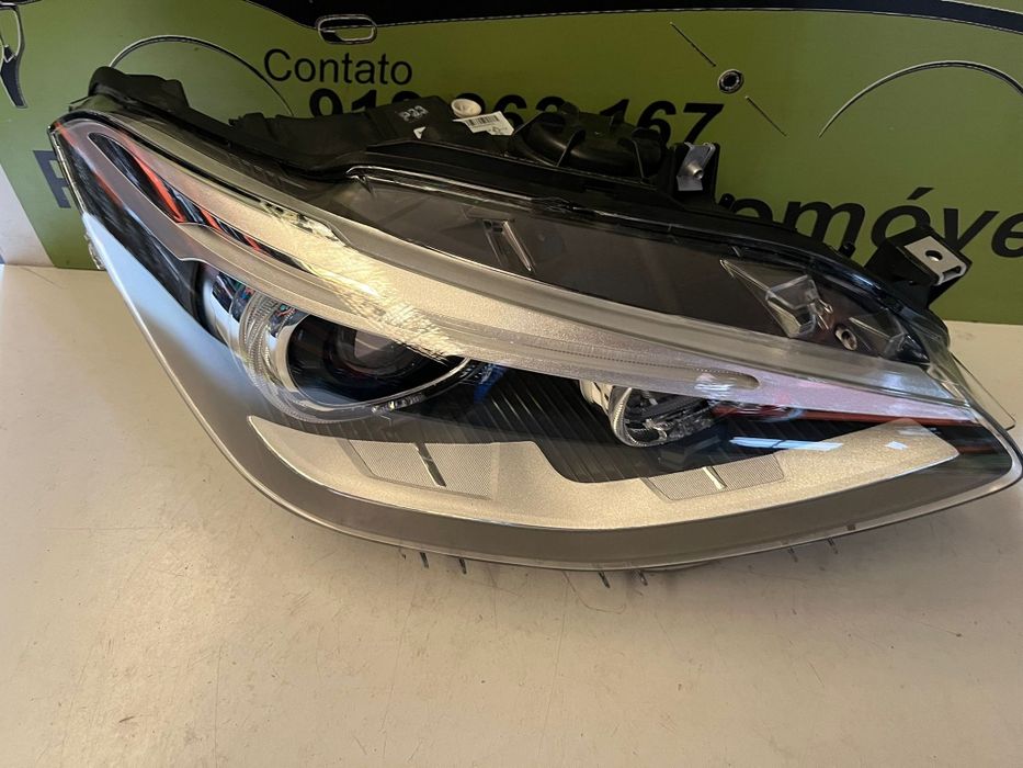 Bmw 1 F20 - Farol LED Bi-Xenon (novo/Hella) - FF860