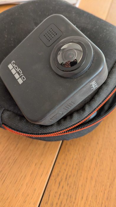 GoPro Max com acessórios