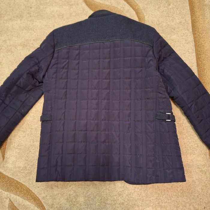 Стильна чоловіча куртка  демісезон