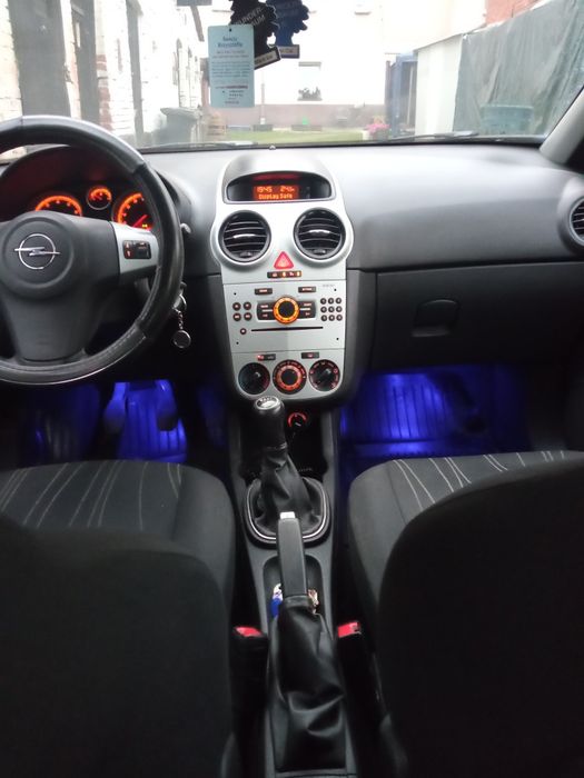 Opel Corsa 1.2 BENZYNA