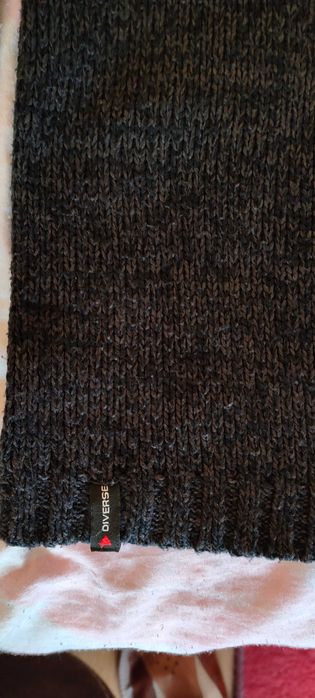 Sprzedam nowy,męski sweter Diverse.