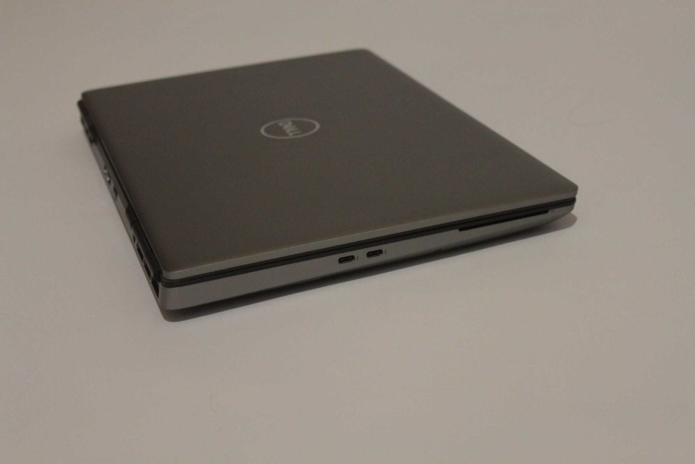 Dell Precision 7560