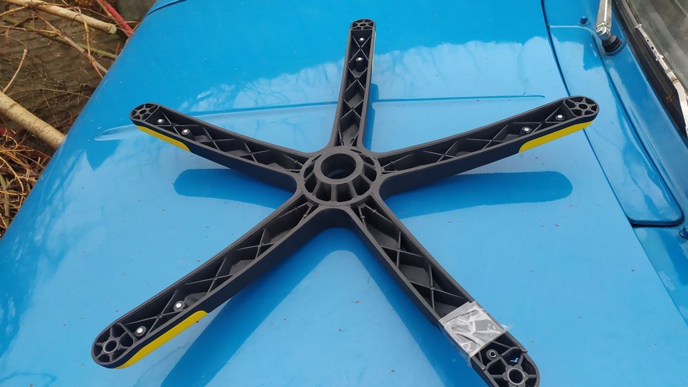 Продам підставку .