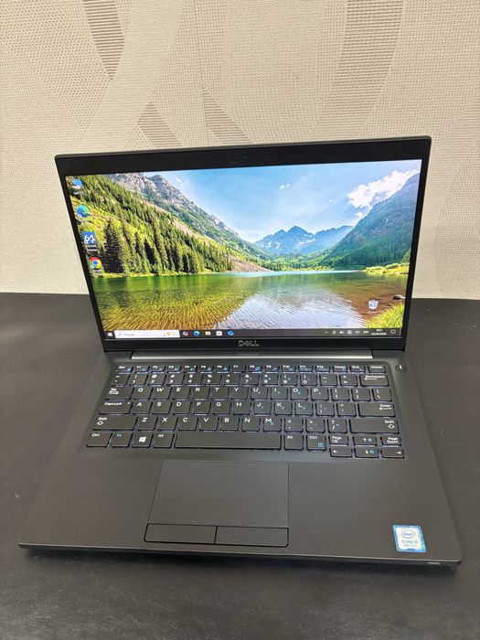 Сенсорний ноутбук Dell latitude 7390 FHD IPS i5-8250u/16/256