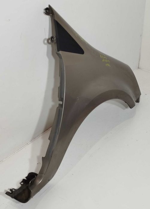 błotnik prawy przedni RENAULT MODUS 04-12 ACCG