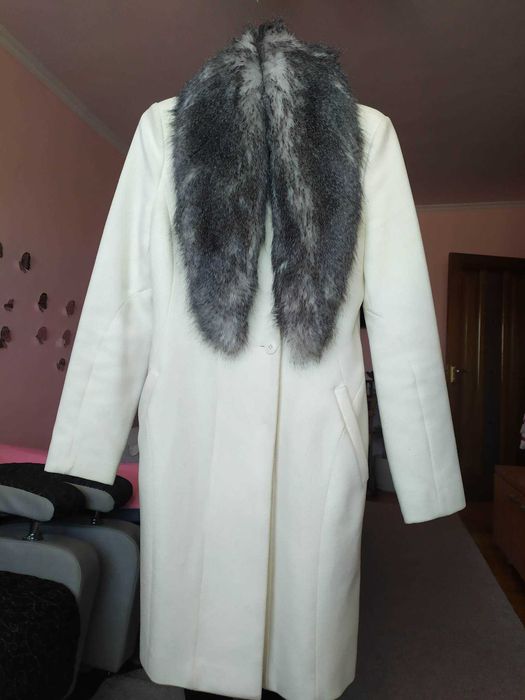 Пальто жіноче демісезонне