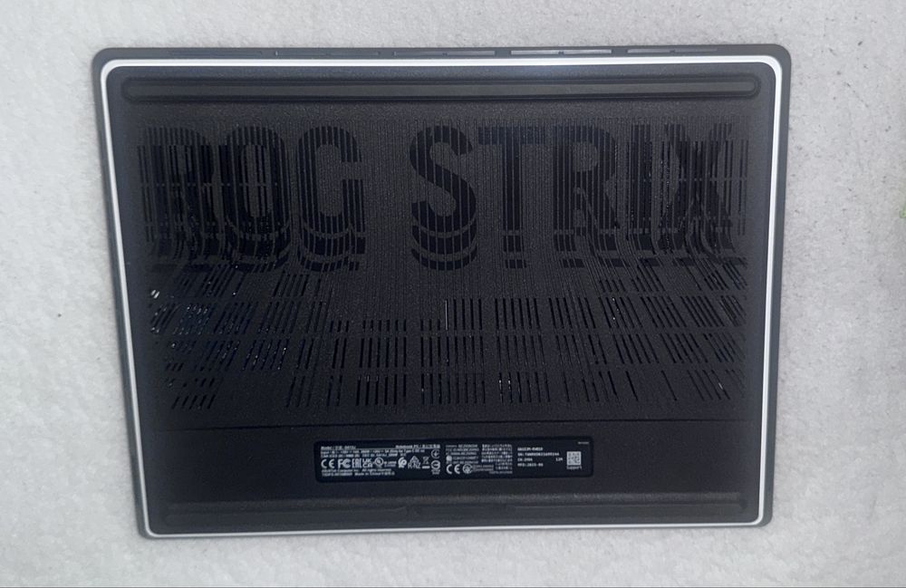 Asus ROG Strix G16 RTX 5060 i5 13450HX