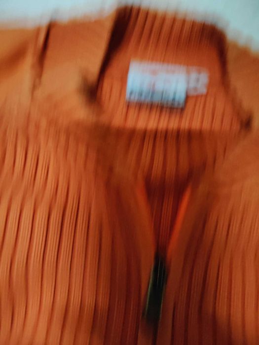 Casaco O'Neil tam.  M em bom estado