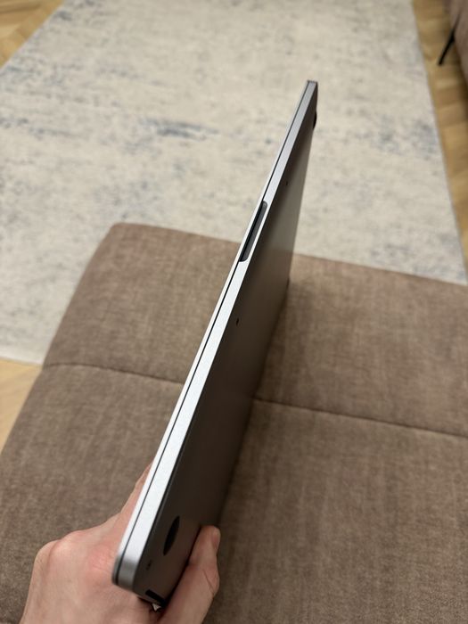 Як Новий ! Macbook pro 15 2019 i9 / 16gb / 512gb / 93% АКБ