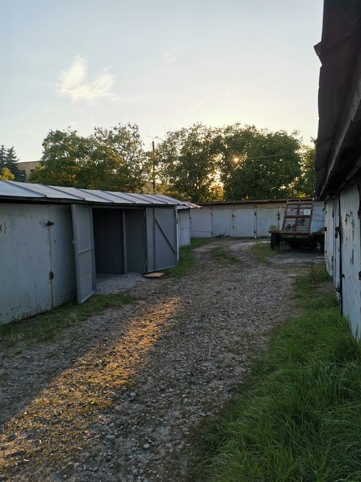 Здам гараж Виноградарь оренда сдам в  аренду  Вітряні гори