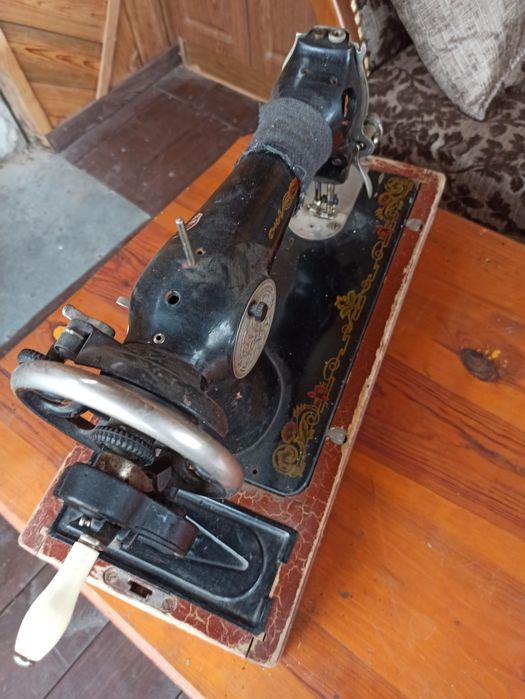 Швейна машинка УІМЗ