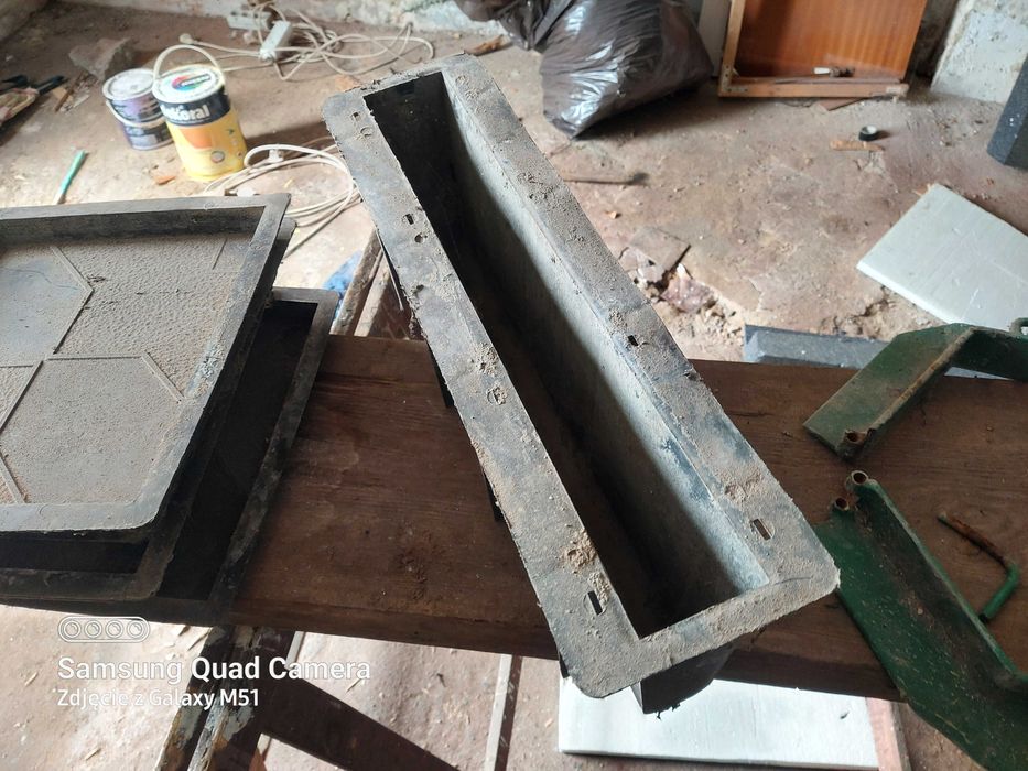 Formy do kostki chodnikowej i krawężnika