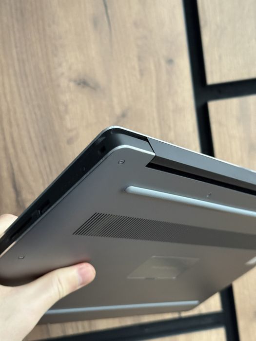 Dell Precision 5540 4K 15.6" i9/ 32Gb RAM / nVidia T2000 4gb