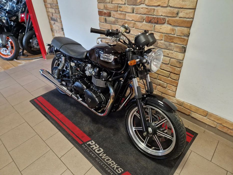 Triumph Bonneville Triumph 900 Bonneville T100 SE 2013r