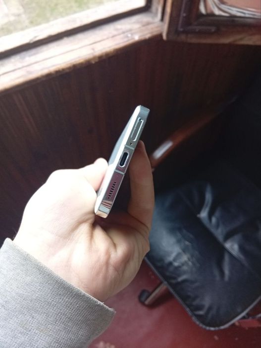 Продам Xiaomi 13 Global Версия 8/256