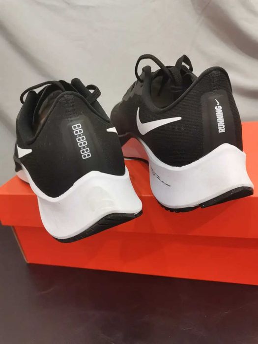 Nike Air Zoom Pegasus 37 Black White R.45