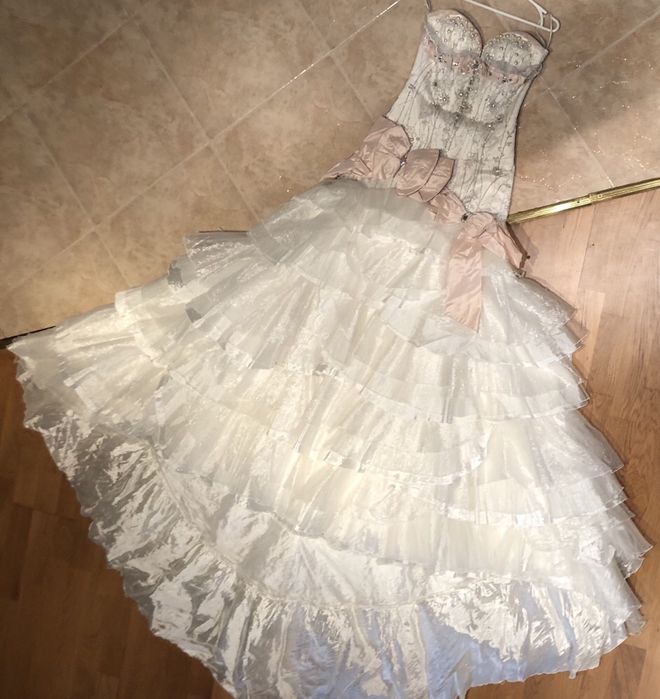 Весільна сукня від Оксана Муха