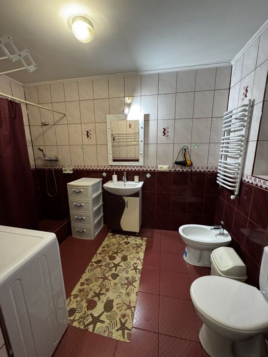 Будинок- квартира  подобово.  Берегове Центр Вільно з 30.01