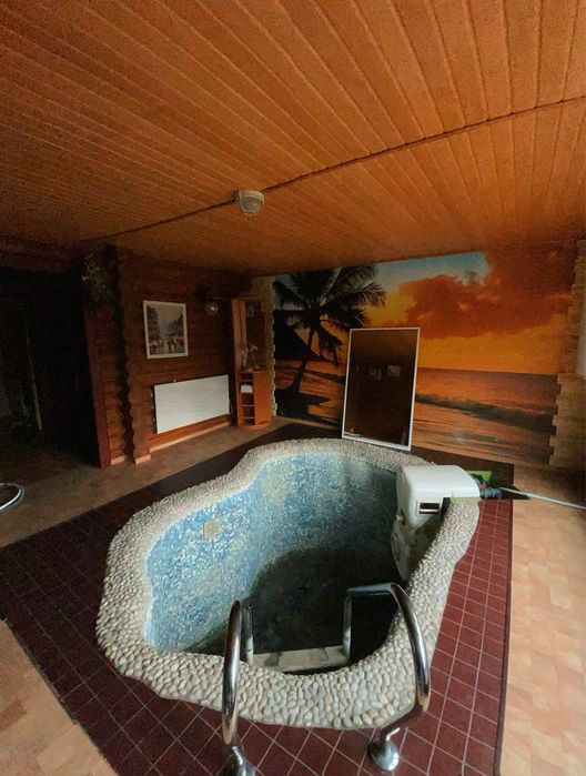 Продаж розкішного та унікального домоволодіння в м. Корсунь !