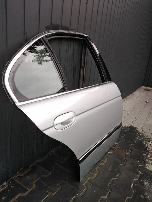 Drzwi Bmw e39 tylne