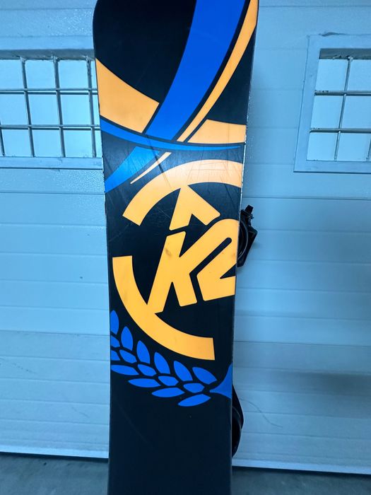 Prancha Snowboard K2 Snowboard Collective com saco.