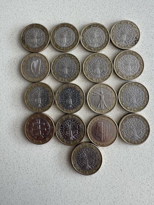Lote 18 moedas 1 euro