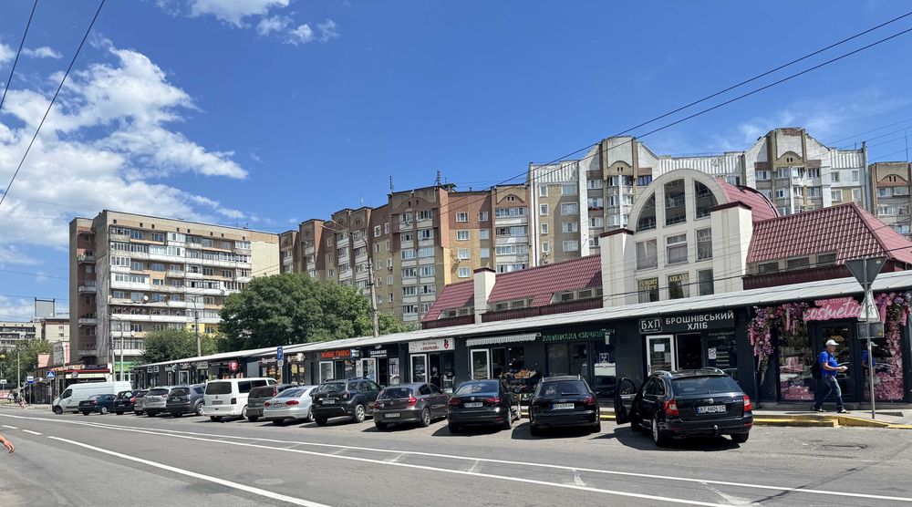 Оренда Комерц. Прим. Пасічна Тролейбусна (біля нової Поліклініки) А/О