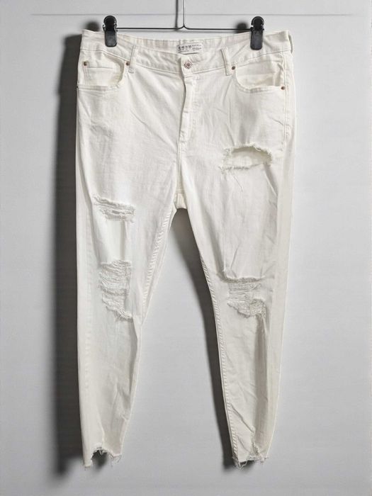 Primark jeansy z przetarciami białe rozm. 46