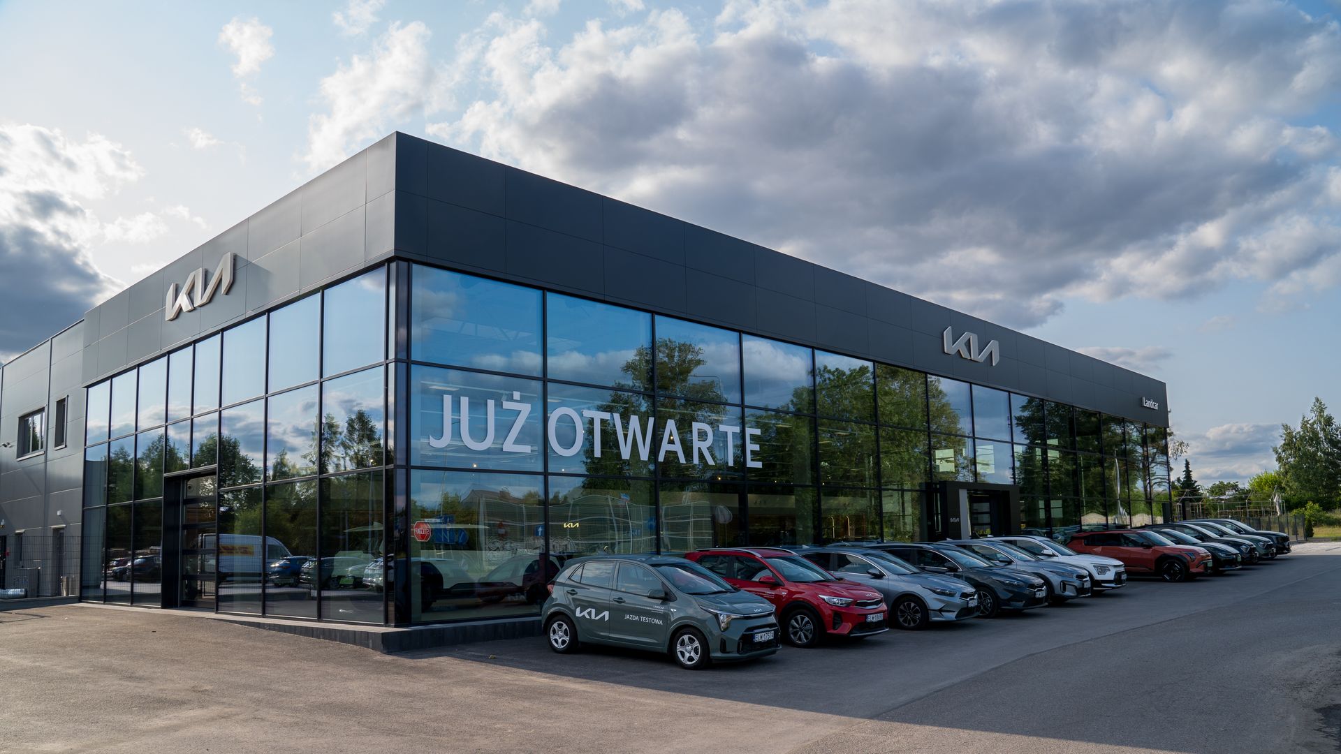 LANDCAR AUTORYZOWANY DEALER MARKI KIA top banner