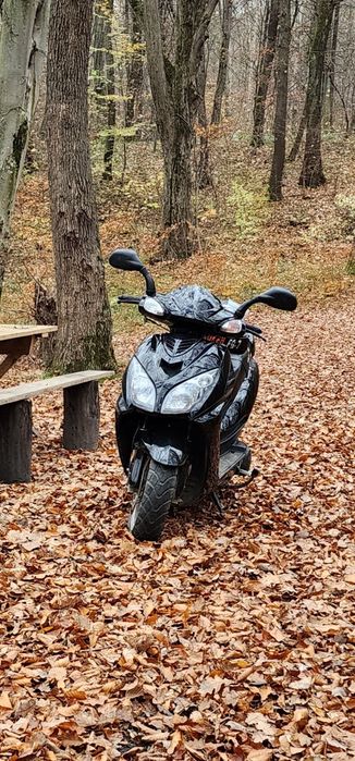 Скутер YIBEN YB150T 15D