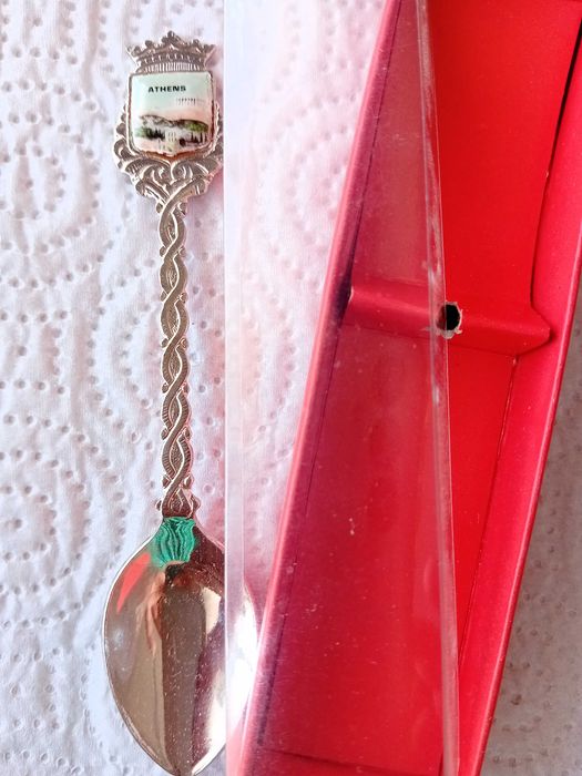 Colheres de coleção em Alpaca, cidades do Mundo