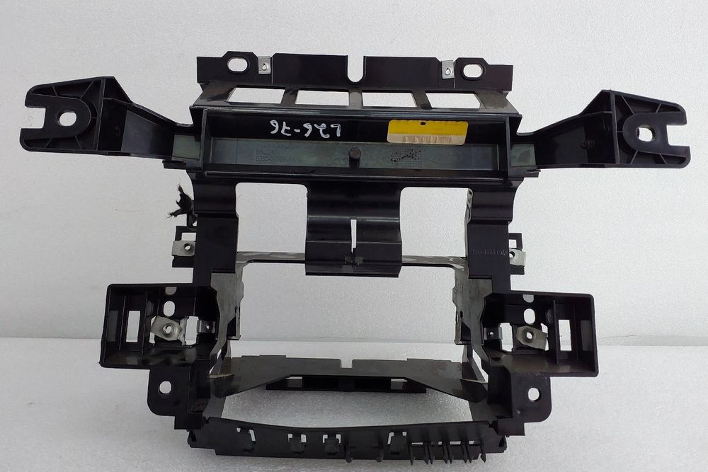 Moldura da consola central / rádio / aro LAND ROVER Range Rover Evoque