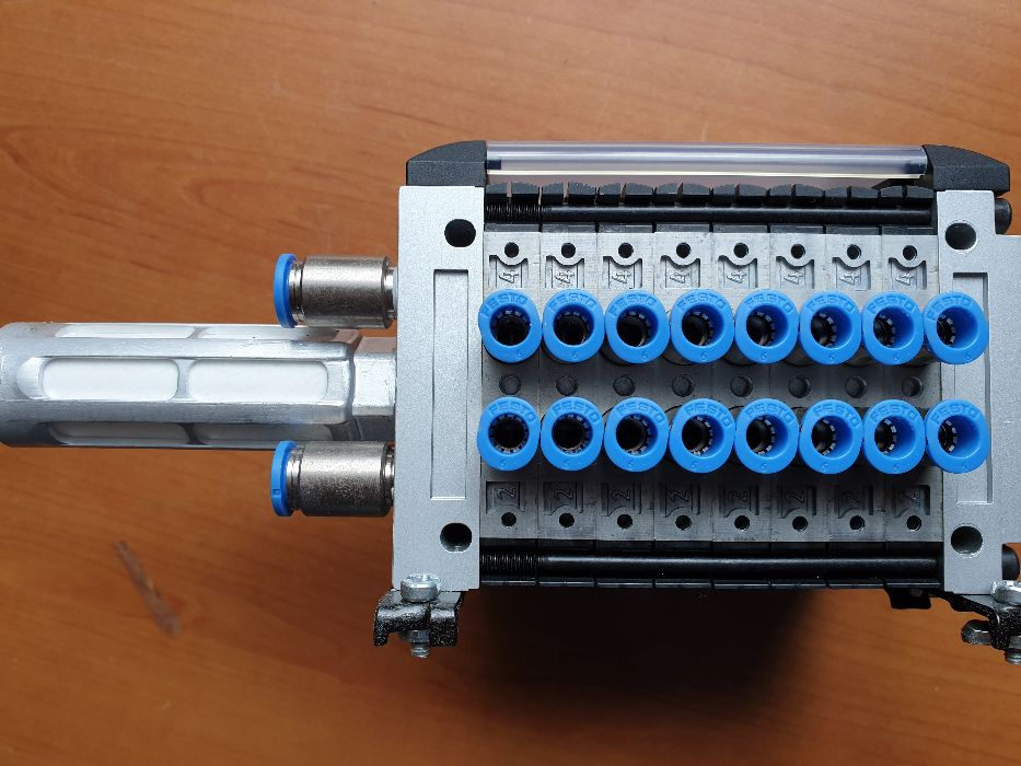 Nowa wyspa FESTO CPV10-GE-DI01-8 part nr:165809