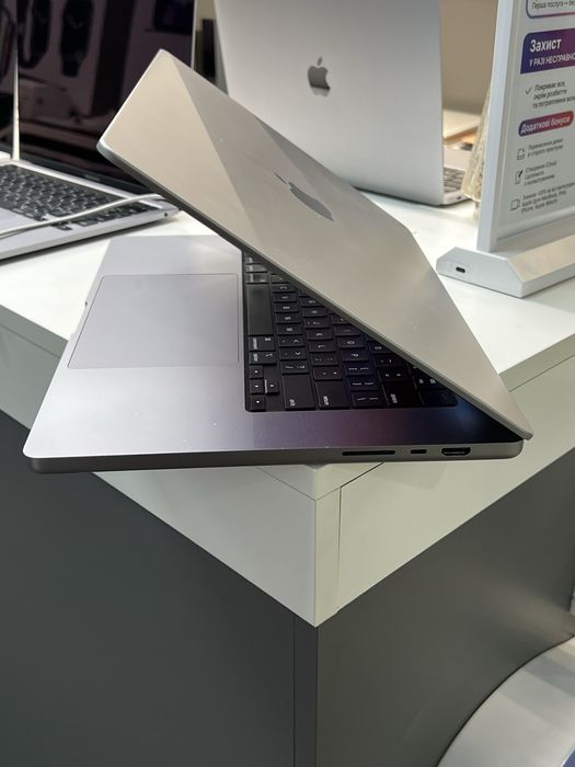 MacBook Pro 16 M1Pro 32Gb/512Gb стан 9,5/10 #94434