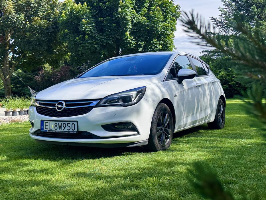 Opel Astra benzyna znikomy przebieg