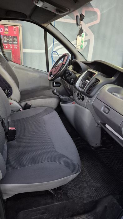 Vivaro Long klima Dwustrefowa