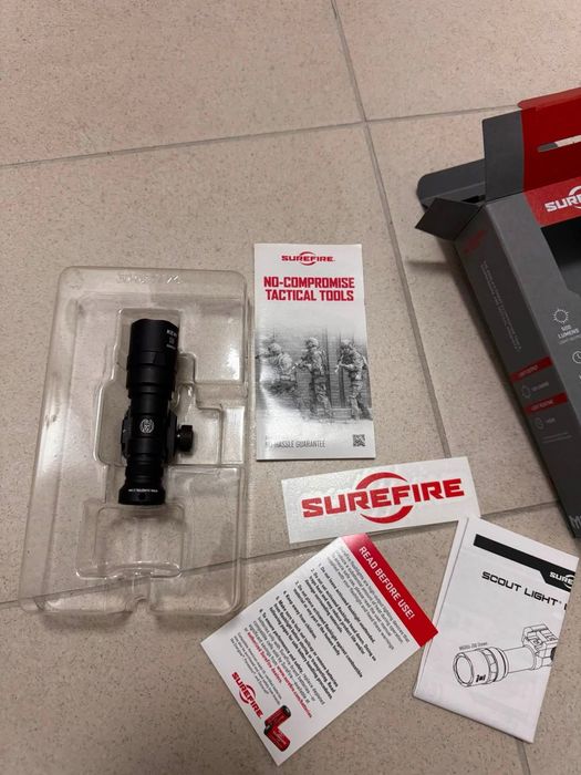 Latarka Surefire m300c